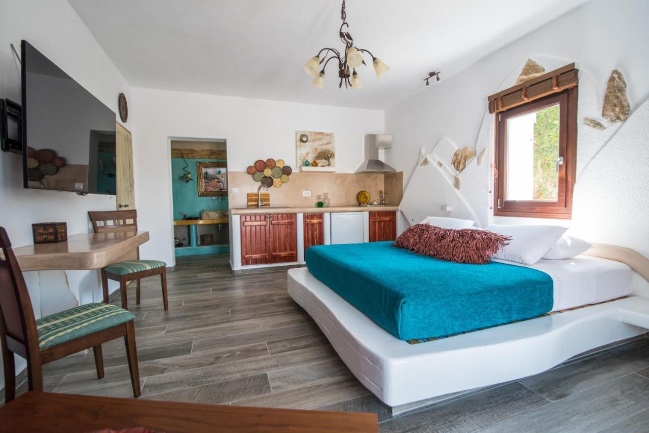 Elaiolithos - Luxury Villa Suites - Adults Only Khalkíon Eksteriør billede
